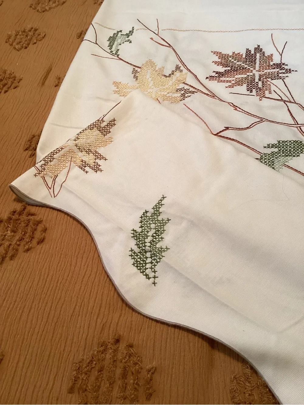 Handmade Embroidered Autumn Leaf Tablecloth - Cream with Fall Leaves 66x50